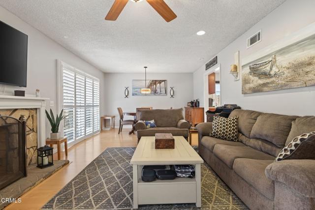 Detail Gallery Image 9 of 58 For 9466 Santa Maria St, Ventura,  CA 93004 - 4 Beds | 3 Baths