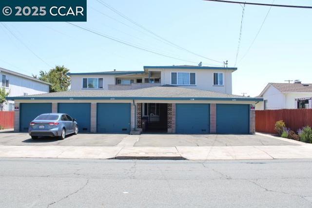 4208 Nevin Ave, Richmond CA: https://media.crmls.org/mediaz/646bc0dc-8c5f-478c-8472-8359f4ecdcc5.jpg