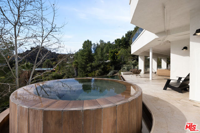 Image 44 of 57 For 2671 Astral Drive