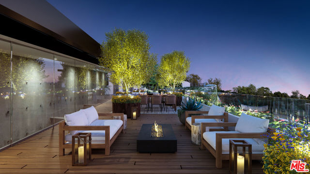 1633 Blue Jay Way, Los Angeles CA: https://media.crmls.org/mediaz/646d859a-07bf-4093-b49f-23633d07f68f.jpg