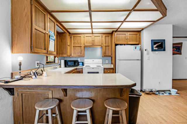 55540 Shannon Road, Landers CA: https://media.crmls.org/mediaz/646f1348-bfb7-42c2-b221-f199edfaded3.jpg