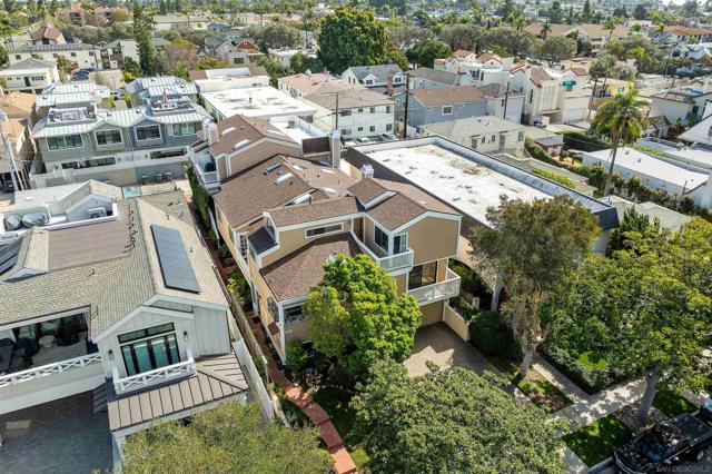 719 F Avenue, Coronado, California 92118, 3 Bedrooms Bedrooms, ,2 BathroomsBathrooms,Condominium,For Sale,F Avenue,250019404SD