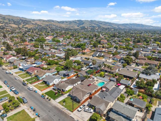 4060 Gion Avenue, San Jose CA: https://media.crmls.org/mediaz/6470e9d1-56e9-4bf3-8d72-927c0bc191ad.jpg