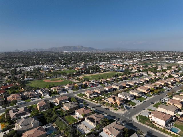 Image 33 of 38 For 18196 Friendly Ln