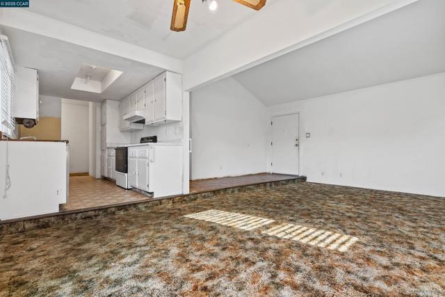 2924 N Francisco Way, Antioch CA: https://media.crmls.org/mediaz/64715707-c547-4341-955b-e0ddb81bb2d7.jpg