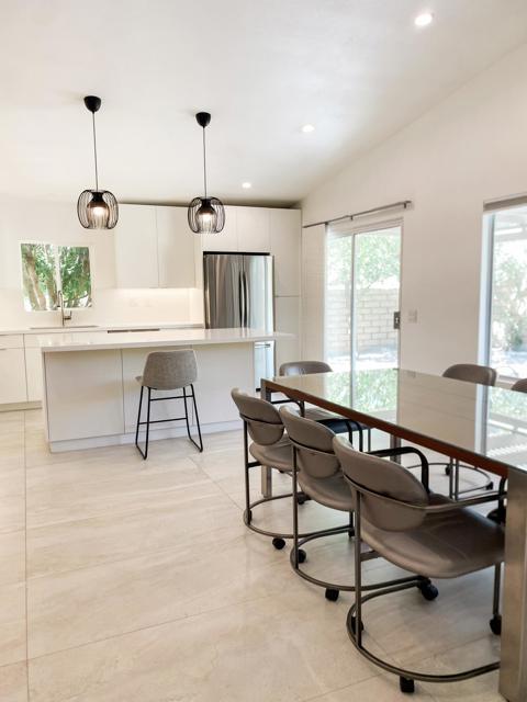 Image 18 of 41 For 49651 Lincoln Drive
