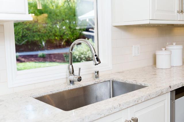 24821 Prospect Avenue, Los Altos Hills CA: https://media.crmls.org/mediaz/64734597-9960-436a-8bd8-19686891099d.jpg