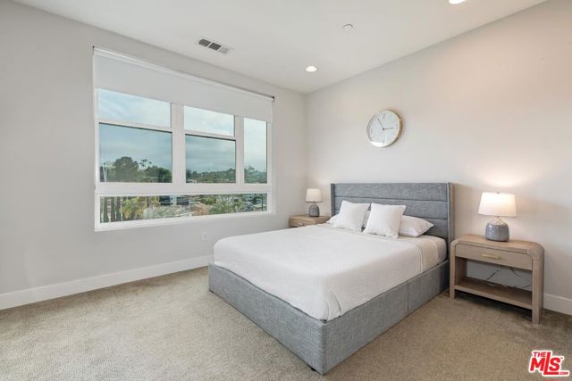 2753 Waverly Drive, Los Angeles CA: https://media.crmls.org/mediaz/64738028-b1c1-478e-8f03-2791f8f24520.jpg
