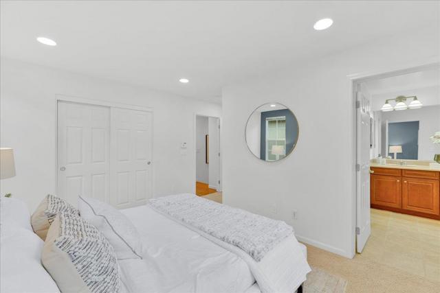 541 Ravenna Way, Hayward CA: https://media.crmls.org/mediaz/64739bcf-0721-4214-b654-d24d66588439.jpg