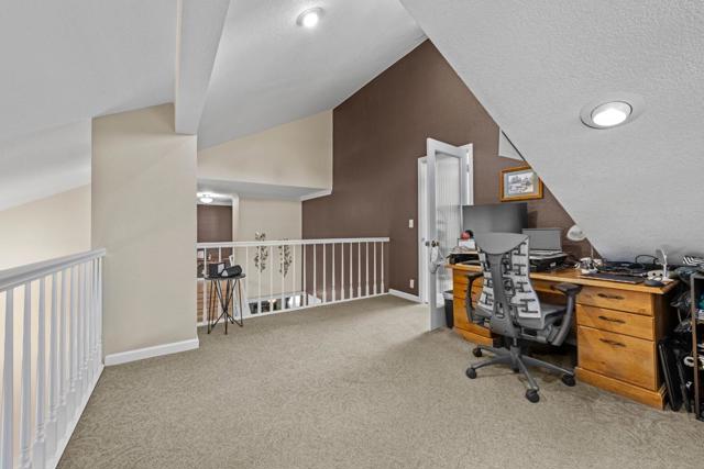 151 Tierra Del Sol, Hollister CA: https://media.crmls.org/mediaz/647404a5-d0b4-4e80-8888-e7d4e0231bb9.jpg
