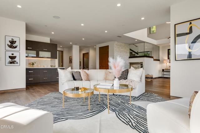 Detail Gallery Image 19 of 69 For 12480 Viewcrest Rd, Los Angeles,  CA 91604 - 5 Beds | 7 Baths