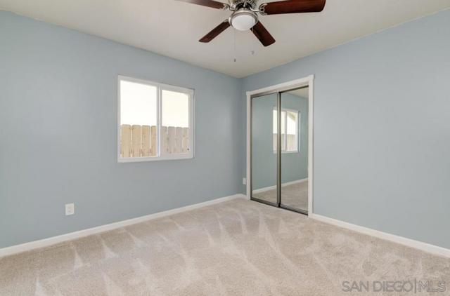554 7Th St, Imperial Beach CA: https://media.crmls.org/mediaz/64755425-9a1e-47a3-91e1-56b5882b0254.jpg