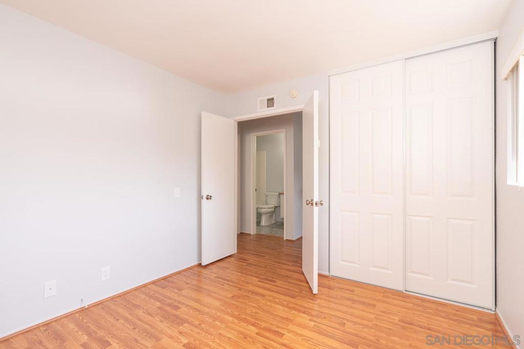 3286 Caminito Eastbluff - photo 9