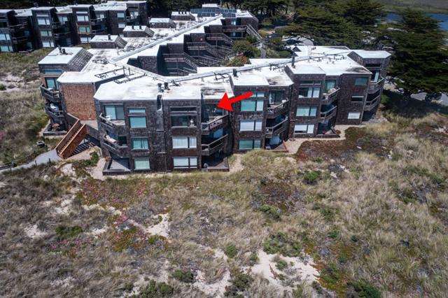 101 Shell Drive, Watsonville CA: https://media.crmls.org/mediaz/647673bd-04eb-4aed-8e2f-c7473cba6c45.jpg