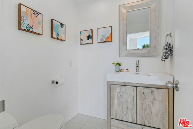 22641 WATERBURY Street photo 8