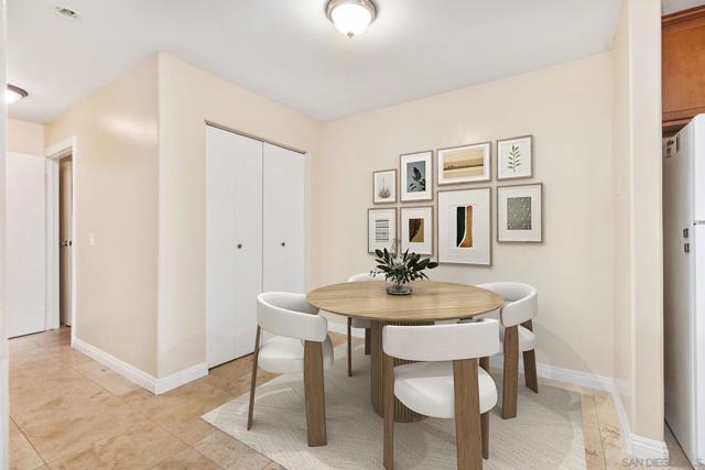 830 W Lincoln Ave, Escondido CA: https://media.crmls.org/mediaz/64774ca6-3940-4d42-b44f-7529ce307d12.jpg