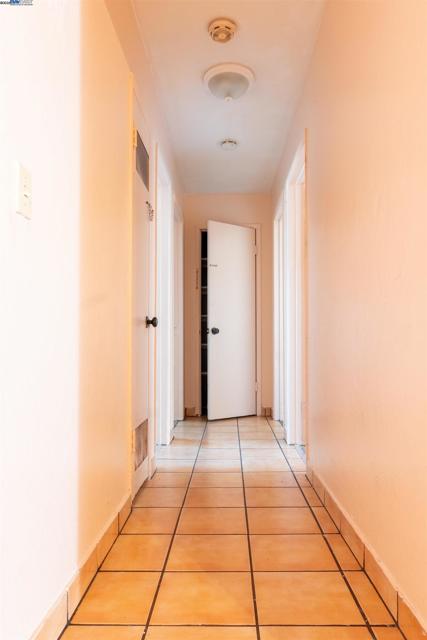 Image 38 of 45 For 9318 Olive St