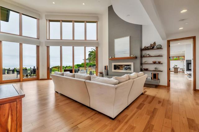 616 Bayview Drive, Aptos CA: https://media.crmls.org/mediaz/6477e229-8394-4ee9-9497-9beaf57148ae.jpg