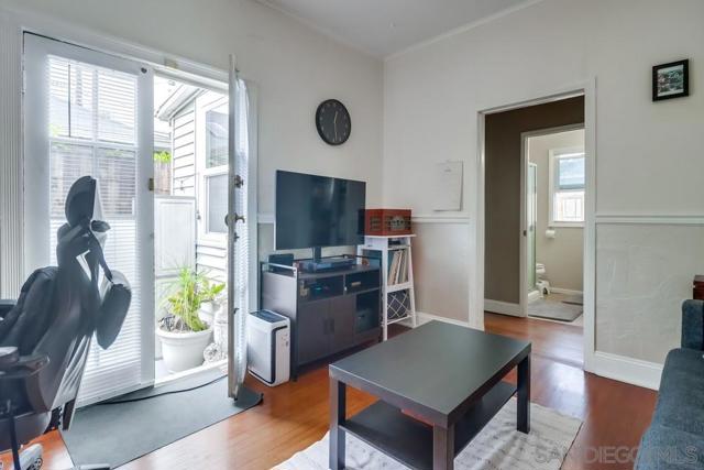 1834 Polk, San Diego CA: https://media.crmls.org/mediaz/64785b9b-16e8-4b63-aa1e-d6145f224c43.jpg