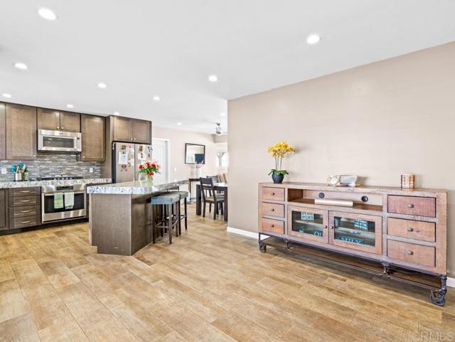 Detail Gallery Image 2 of 29 For 9409 Pike Rd, Santee,  CA 92071 - 3 Beds | 2 Baths