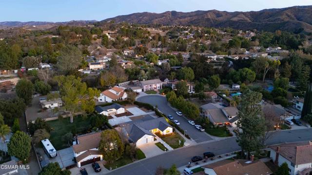 568 Bristol Avenue, Simi Valley CA: https://media.crmls.org/mediaz/647a5515-d333-4442-9c09-b7ddc9bb9c07.jpg
