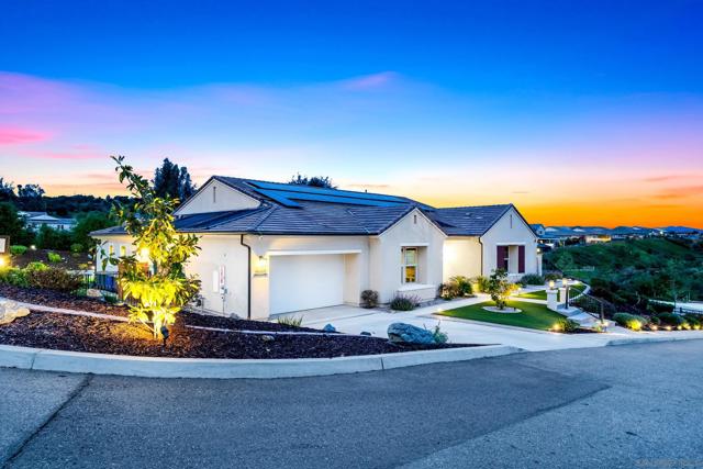 21992 Wilgen Rd, Escondido CA: https://media.crmls.org/mediaz/647b01e6-3642-484c-8cc8-db7ebc1590d8.jpg