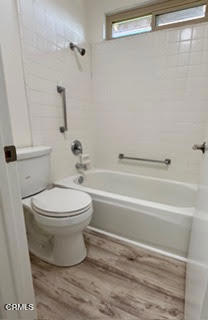 Detail Gallery Image 12 of 15 For 34105 Village 34, Camarillo,  CA 93012 - 2 Beds | 2 Baths