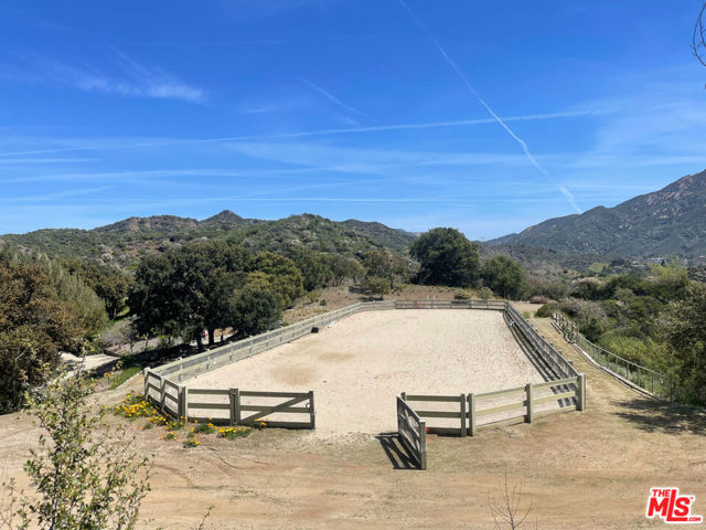 715 Crater Camp Drive, Calabasas, California 91302, 5 Bedrooms Bedrooms, ,3 BathroomsBathrooms,Single Family Residence,For Sale,Crater Camp,23245937