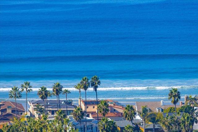 8294 Prestwick Dr, La Jolla CA: https://media.crmls.org/mediaz/647ec373-1d39-4eb6-b85f-785db0f1384d.jpg