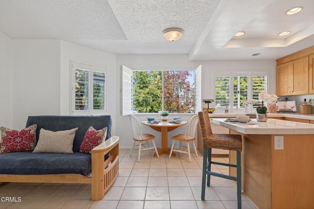 4993 Telephone Road, Ventura CA: https://media.crmls.org/mediaz/647ecd1b-303e-4069-a4f9-4c85abc33df2.jpg