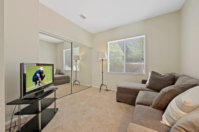 69350 Las Gardenias, Cathedral City CA: https://media.crmls.org/mediaz/64802189-af50-4e94-91f8-6de6bb106084.jpg