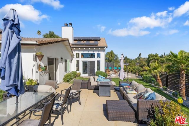 7130 Gateshead Way, West Hills CA: https://media.crmls.org/mediaz/64802d7a-740e-4564-8e84-e64190b381b5.jpg