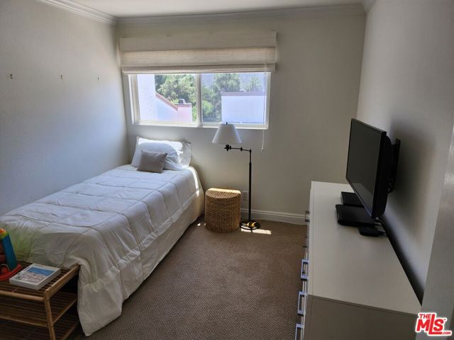 Drew Fenton | 1546 Palisades Drive Pacific Palisades CA | MLS: 7326180