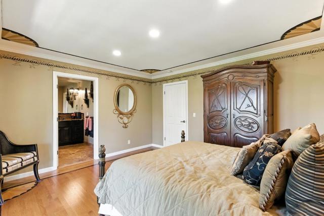 11510 Summit Wood Road, Los Altos Hills CA: https://media.crmls.org/mediaz/6480b0ec-2906-47df-bb7f-487fdf543730.jpg