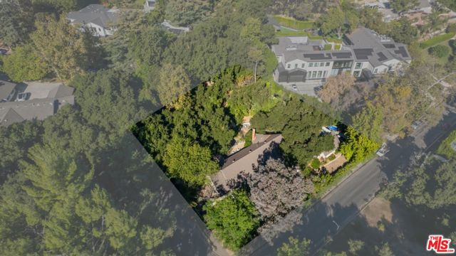 16055 Woodvale Road photo 2