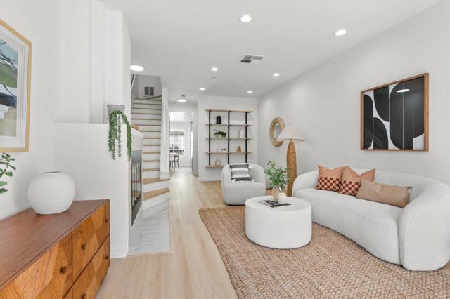 975 Belmont Terrace, Sunnyvale CA: https://media.crmls.org/mediaz/648165ac-a3d1-4712-9717-90884ccc75d8.jpg