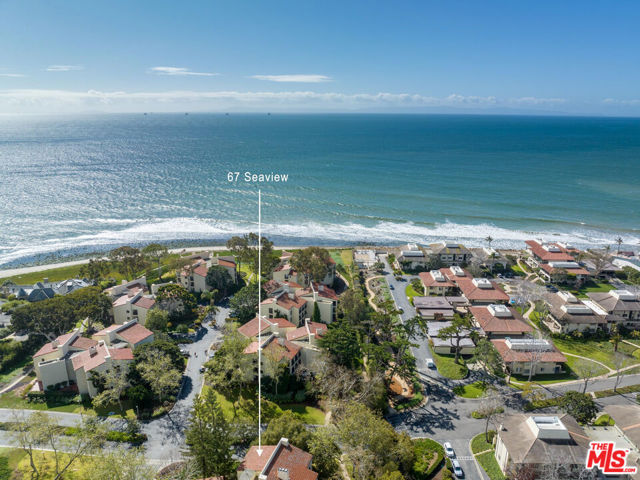 67 Seaview Drive, Santa Barbara CA: https://media.crmls.org/mediaz/648165f0-dc90-4579-b415-d1dc6907b95a.jpg