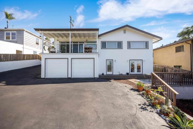 4788 Lee Ave, La Mesa CA: https://media.crmls.org/mediaz/6481960a-ba9c-4557-9d7a-56730e1f62c4.jpg