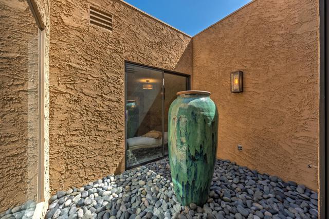 48633 Torrito Court, Palm Desert, CA 92260