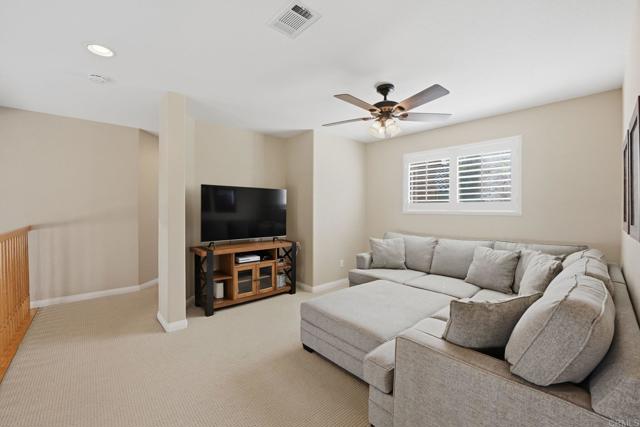 Detail Gallery Image 36 of 55 For 6161 Paseo Tienda, Carlsbad,  CA 92009 - 4 Beds | 3/1 Baths