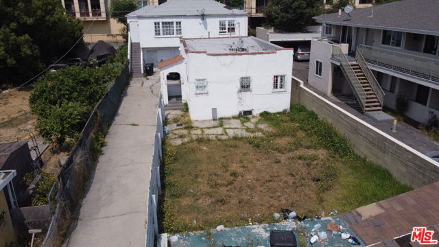 6119 11th Avenue, Los Angeles, California 90043, ,Multi-Family,For Sale,11th,24404583