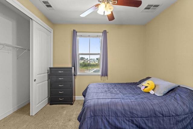 1420 Cielo Vista Lane, Gilroy CA: https://media.crmls.org/mediaz/6482c2ec-3c68-4d31-84de-e614fdb7549b.jpg