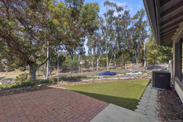 12194 Wilsey Way, Poway CA: https://media.crmls.org/mediaz/64830783-09ec-4edd-898c-df2ed1ffc826.jpg