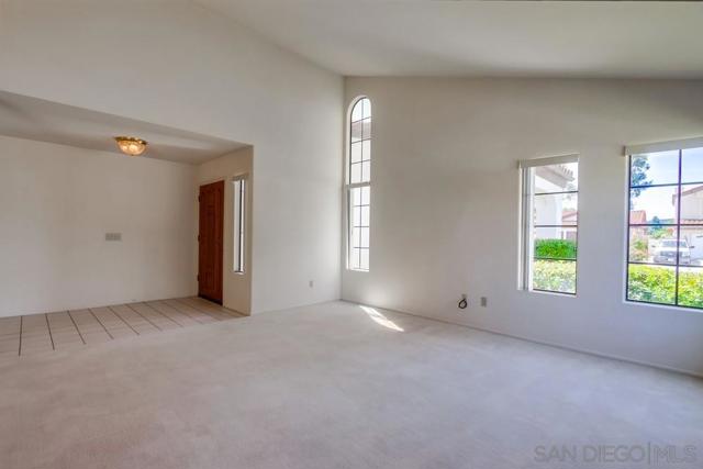 11742 Avenida Sivrita, San Diego CA: https://media.crmls.org/mediaz/6483ab90-f302-4f20-89ae-4d043b20d571.jpg