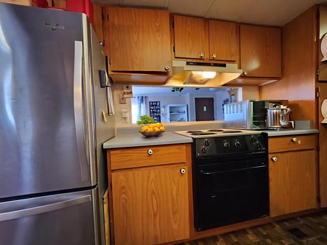 150 Kern Street, Salinas CA: https://media.crmls.org/mediaz/6483de56-5665-4fde-9b8a-d1934cfdadb5.jpg