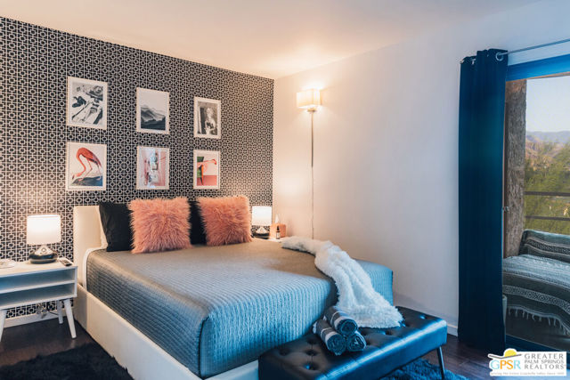 Image 3 of 25 For 467 Calle El Segundo  D24