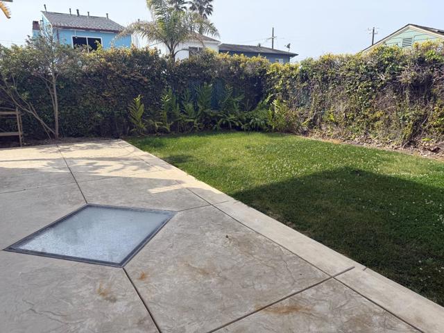 131 30th Avenue, Santa Cruz CA: https://media.crmls.org/mediaz/64840b3d-f5eb-47b0-a899-b65076409b49.jpg