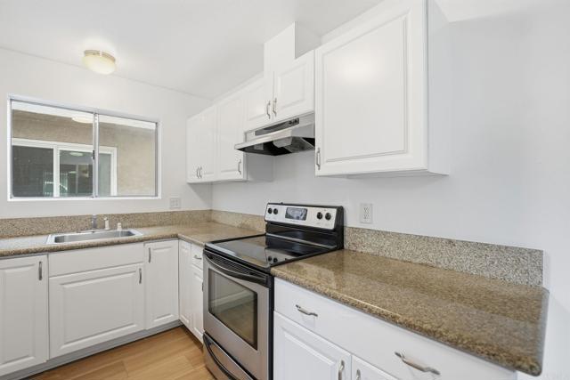 1241 1/2 Hollister Street, San Diego CA: https://media.crmls.org/mediaz/64843282-27a3-4361-8361-a11e5b23851f.jpg