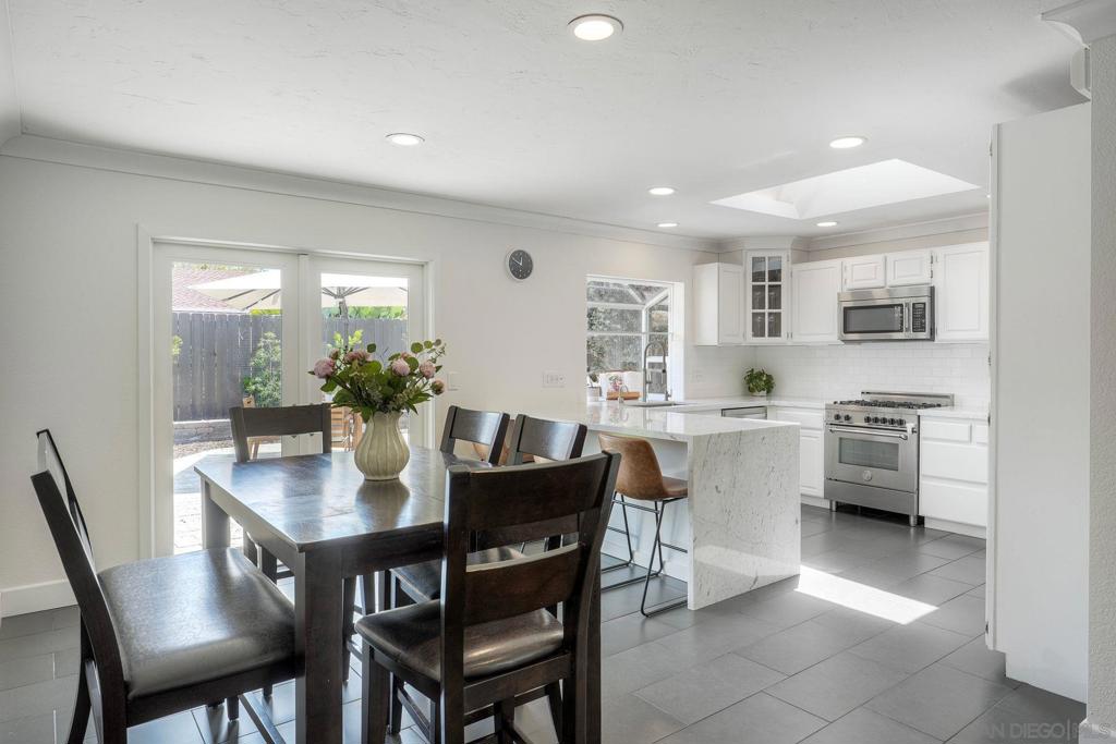 7055 Whipple - photo 12