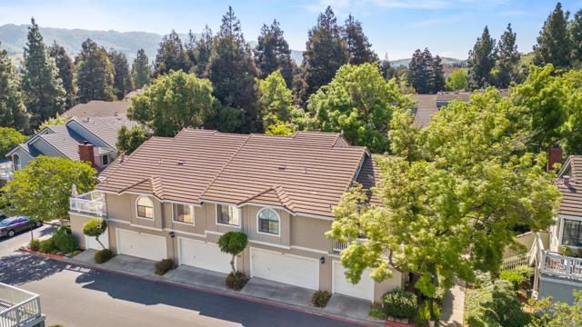 2624 Yerba Vista Court, San Jose CA: https://media.crmls.org/mediaz/6485bb90-729d-408c-9a7c-6a259fe37276.jpg